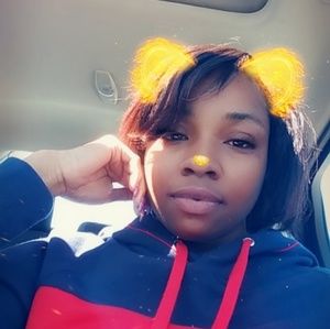 Meet your Posher, Ieisha